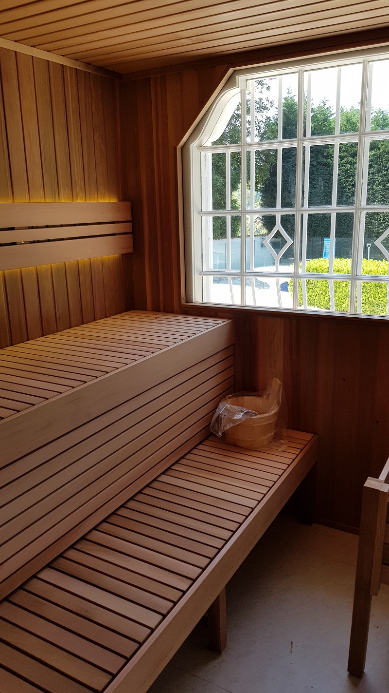 A sauna room